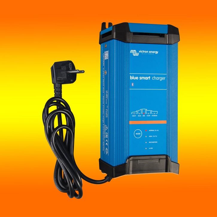 Victron Blue Smart IP22 24/16(1) 24V 16A Batterieladegerät